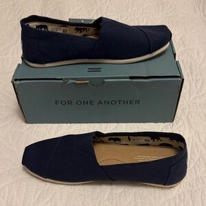 TOMS Men's Classic Navy Blue Canvas Slip-Ons